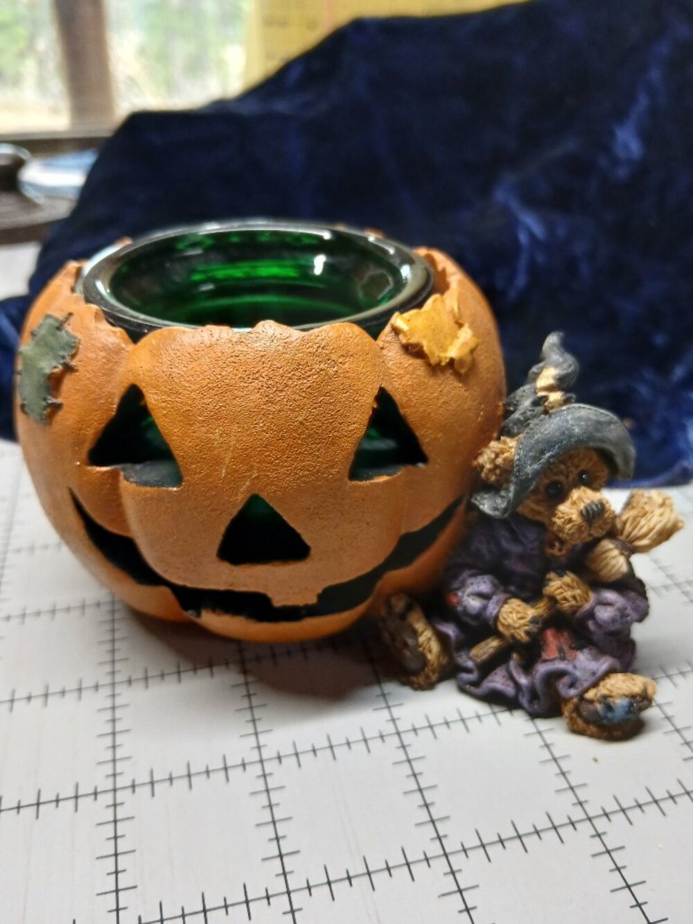 Boyd's Bears Emma the Witchy Bear...Pumpkin Magic Votive Holder